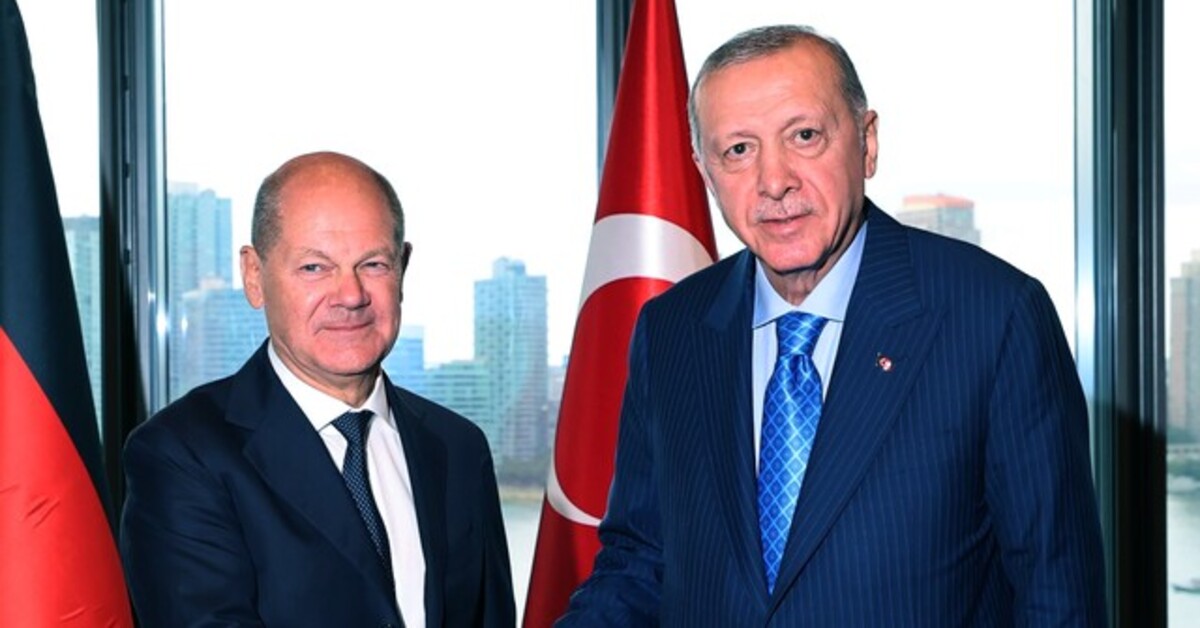 Almanya Başbakanı Scholz, İstanbula geldi