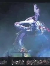 Bu sapıkları hep birlikte yarattık