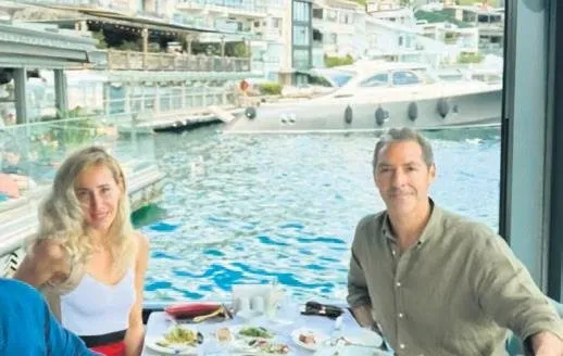 Nur topu gibi bir kızı oldu!